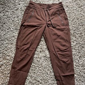 Athleta Trekkie joggers